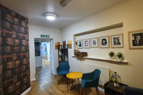 Sunhill Court